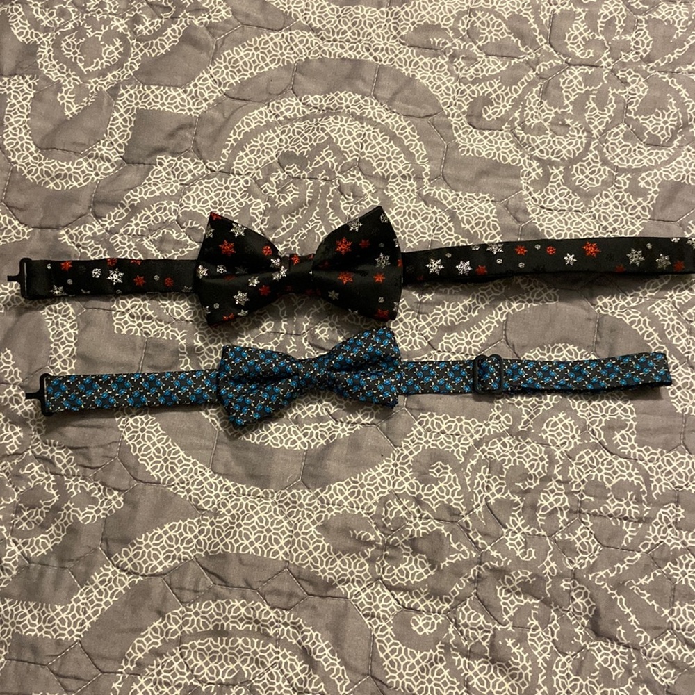 Boys bow ties
